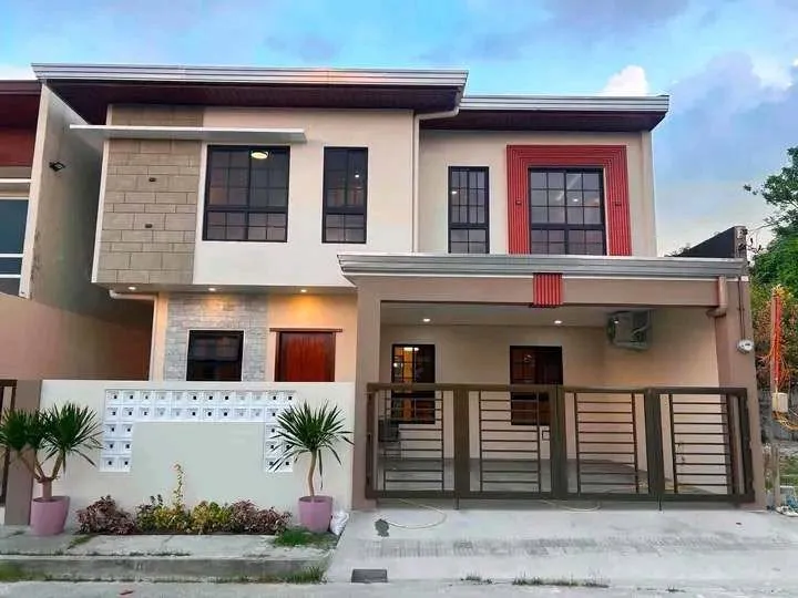 Plantation Hills