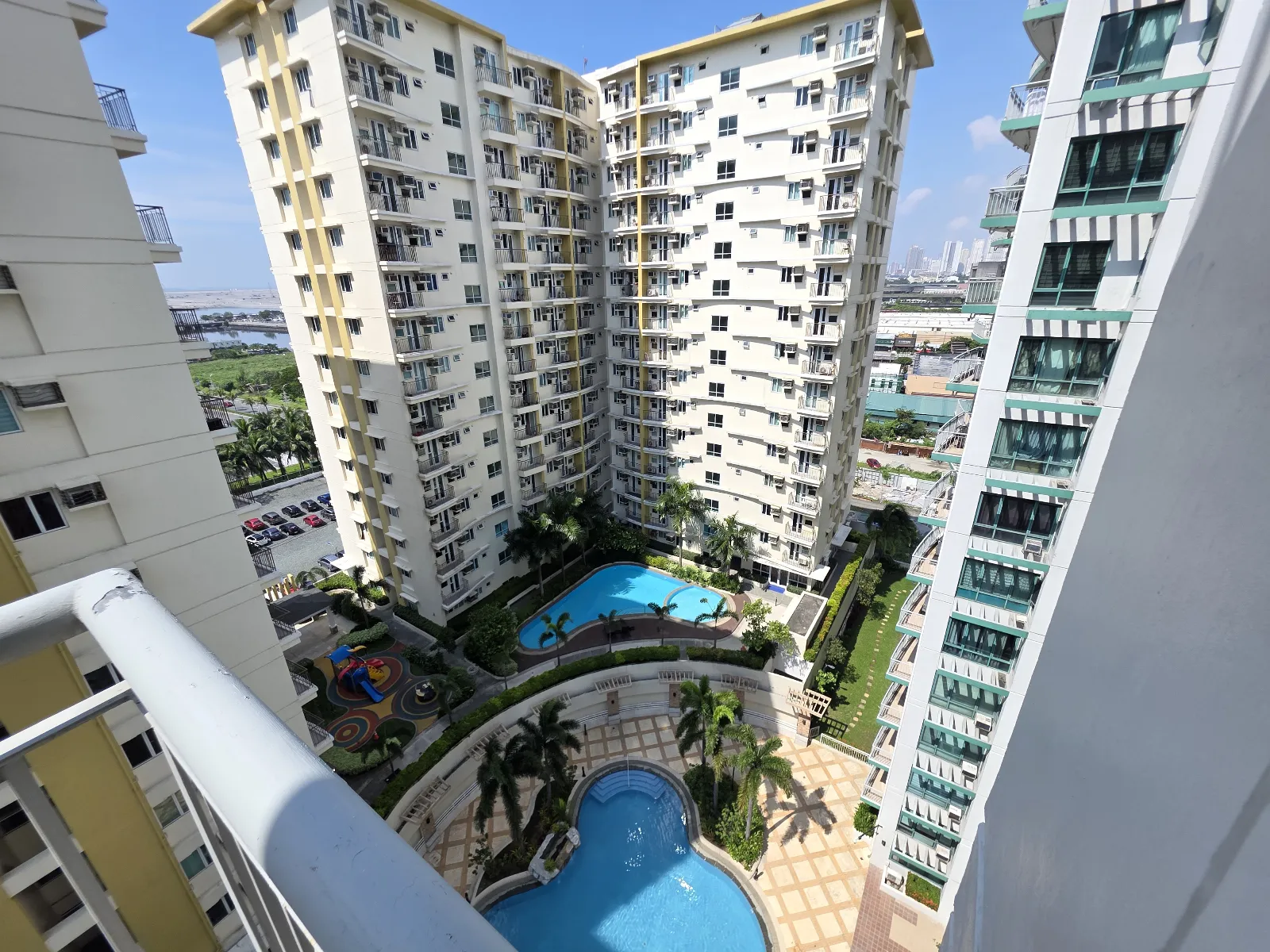 Bay Garden, Mactan Tower